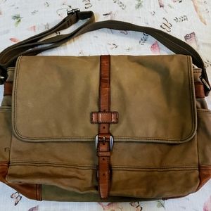 Men's Fossil Messenger Bag (Kenton Style)